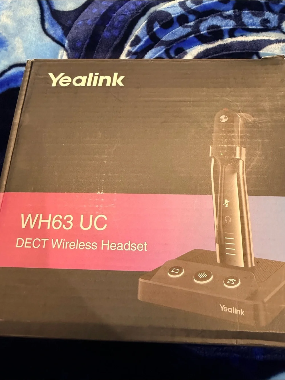 Link WH63 UC DECT Wireless Headset - Black with Pink Accent Box